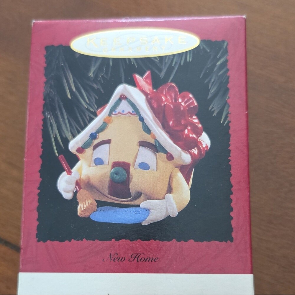 Hallmark Keepsake New Home House Ornament, Dated 1995 Christmas Multicolor